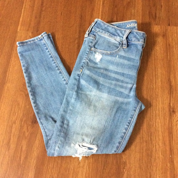 American Eagle Outfitters Denim - EUC American Eagle Outfitters Jeans Size 6